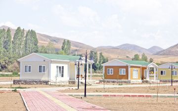 Bayburt moduláris üdülőfalusi épületek